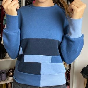 Multi patterned blue sweatshirt